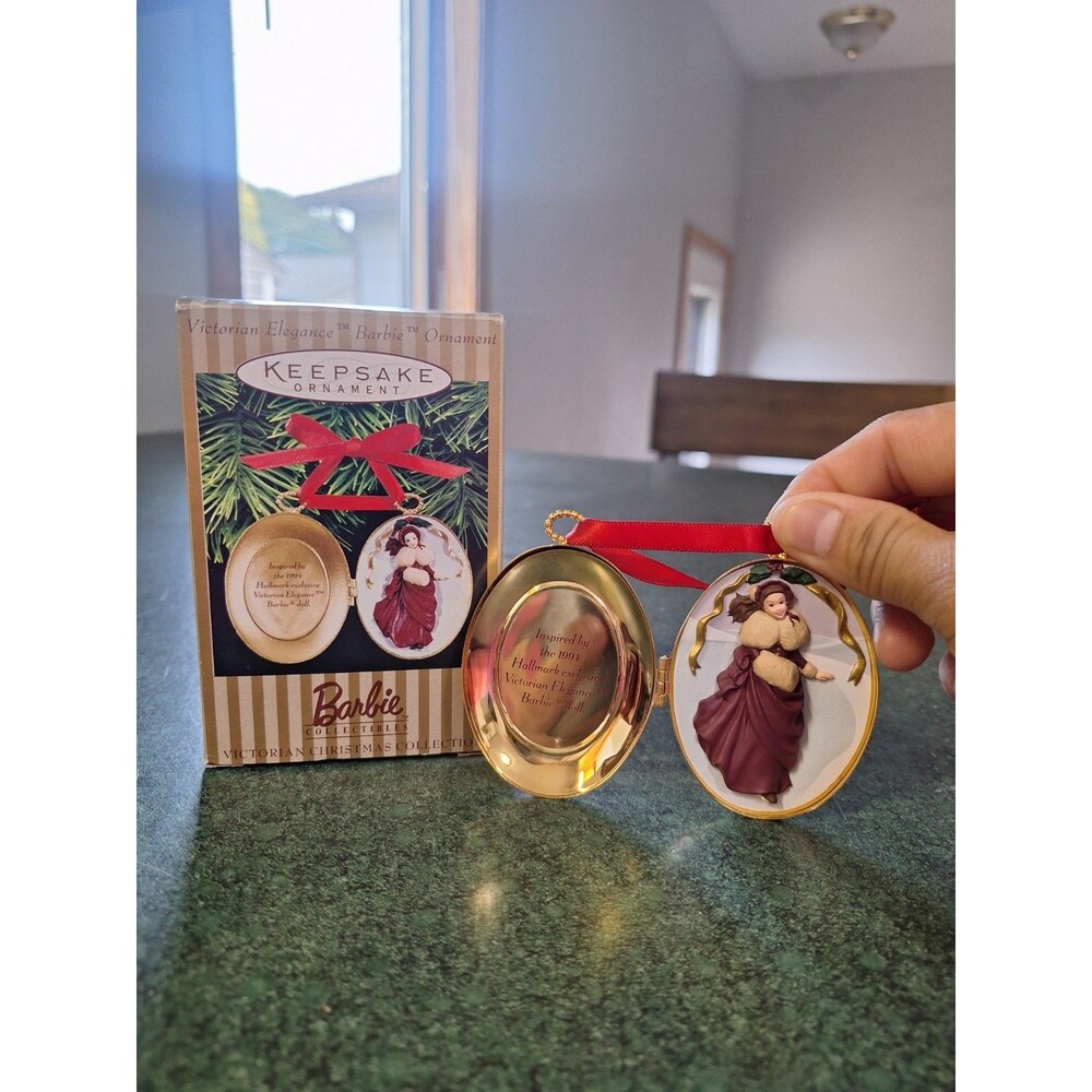 Hallmark Keepsake Ornamen Victorian Elegance Barbie Doll Christmas Tree Ornament